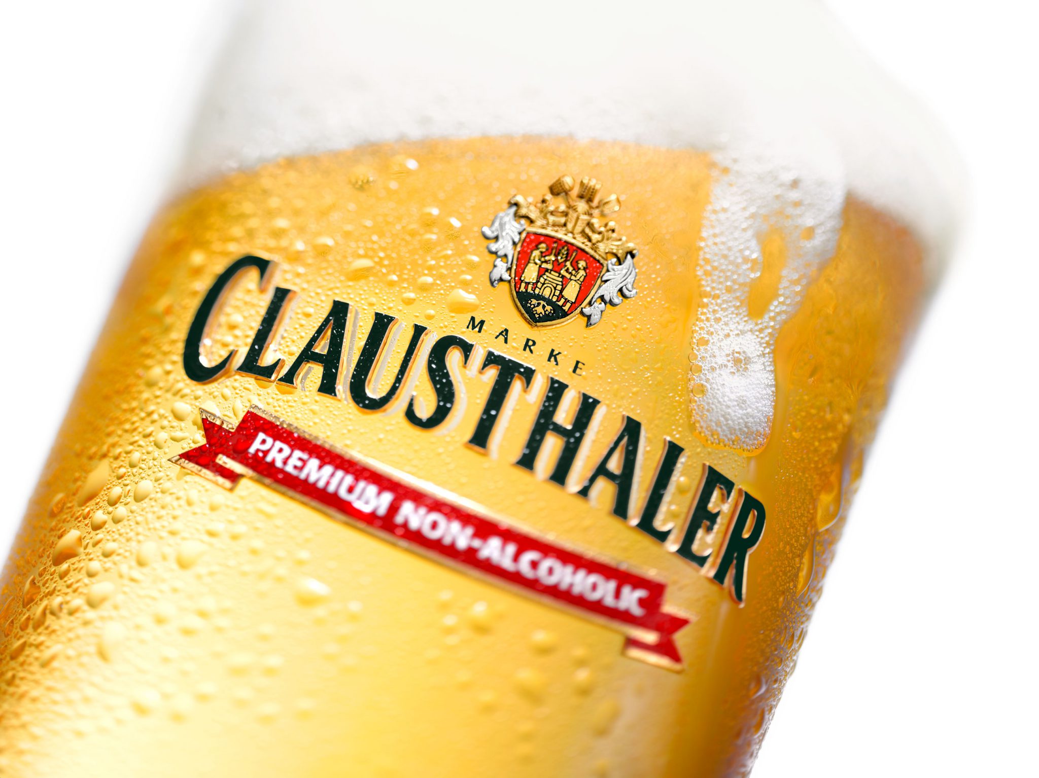 Clausthaler Branded Glass with foam trail