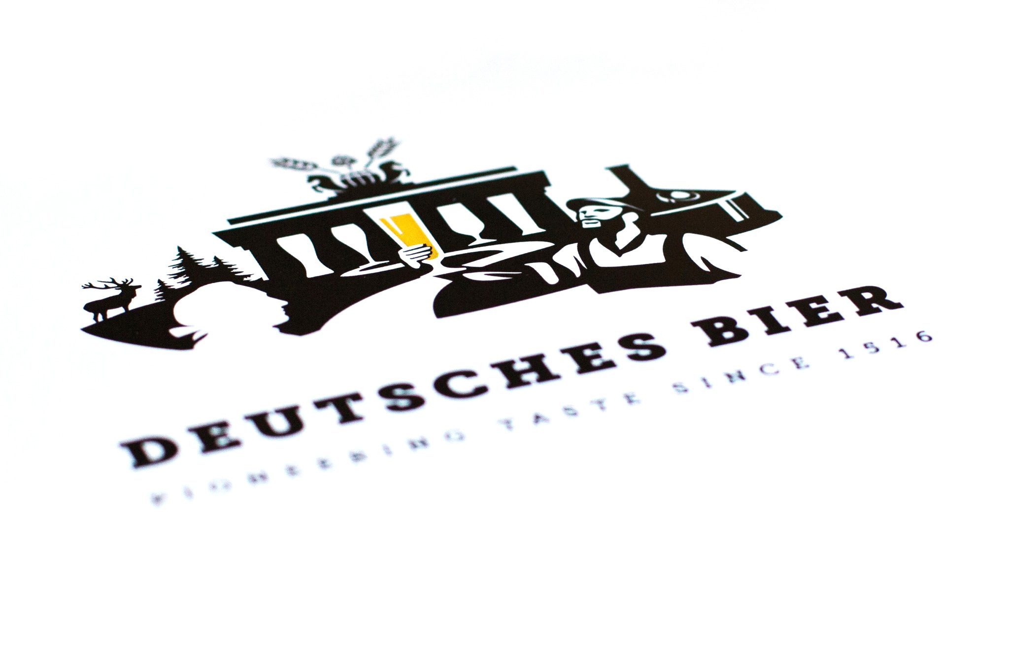 Deutsches Bier logo perspective